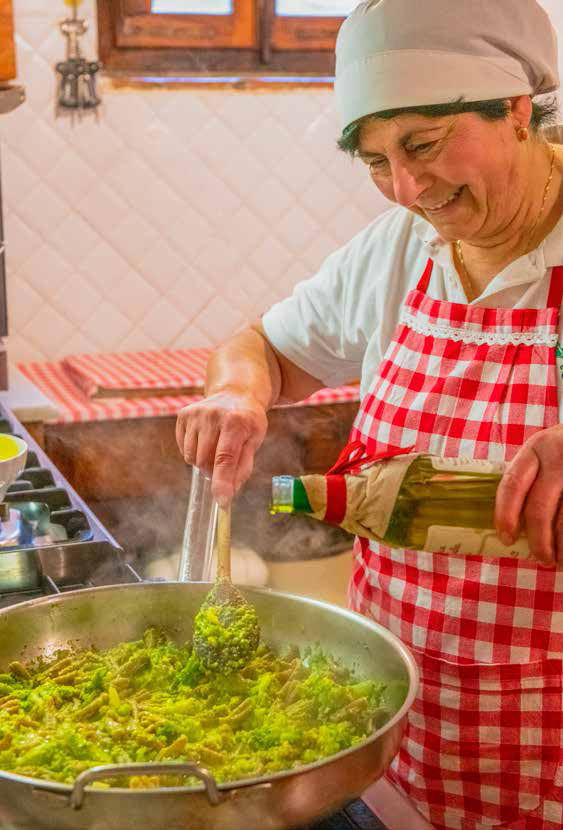 Strozzapreti al Farro con broccoli piccanti | Fattoria La Vialla